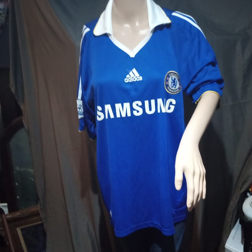Women's soccer jersey